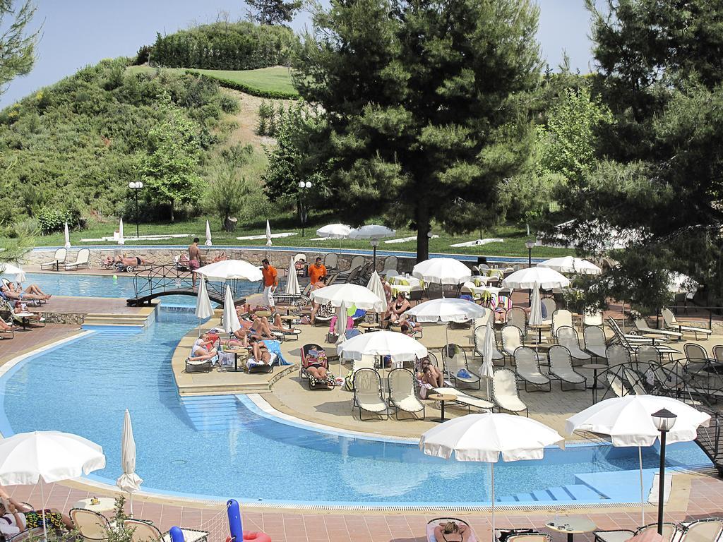 Lesse Hotel Chalkidiki Exterior foto