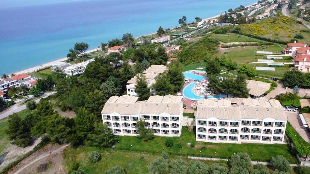 Lesse Hotel Chalkidiki Exterior foto