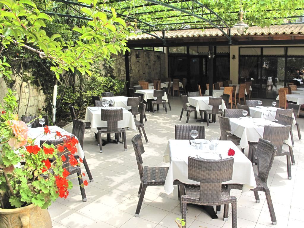 Lesse Hotel Chalkidiki Exterior foto