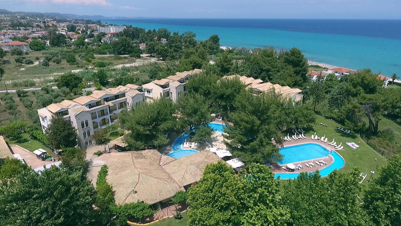 Lesse Hotel Chalkidiki Exterior foto