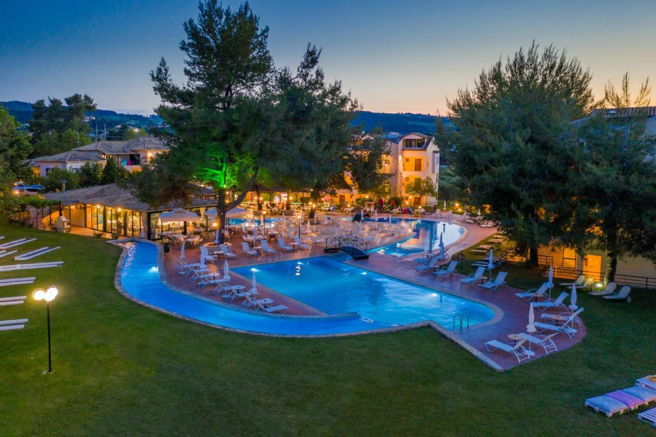Lesse Hotel Chalkidiki Exterior foto