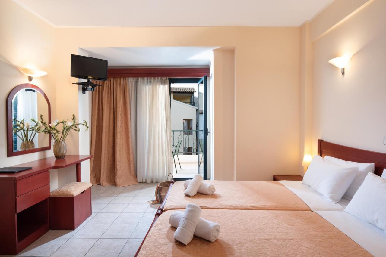Lesse Hotel Chalkidiki Exterior foto