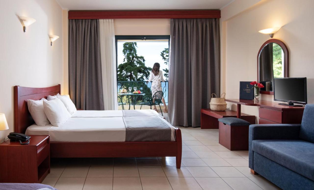 Lesse Hotel Chalkidiki Exterior foto